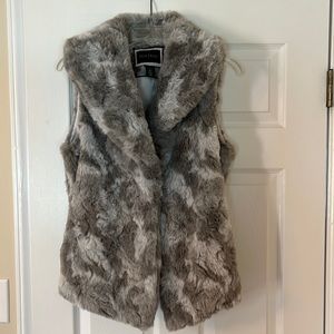 White House Black Market faux fur vest size S grey